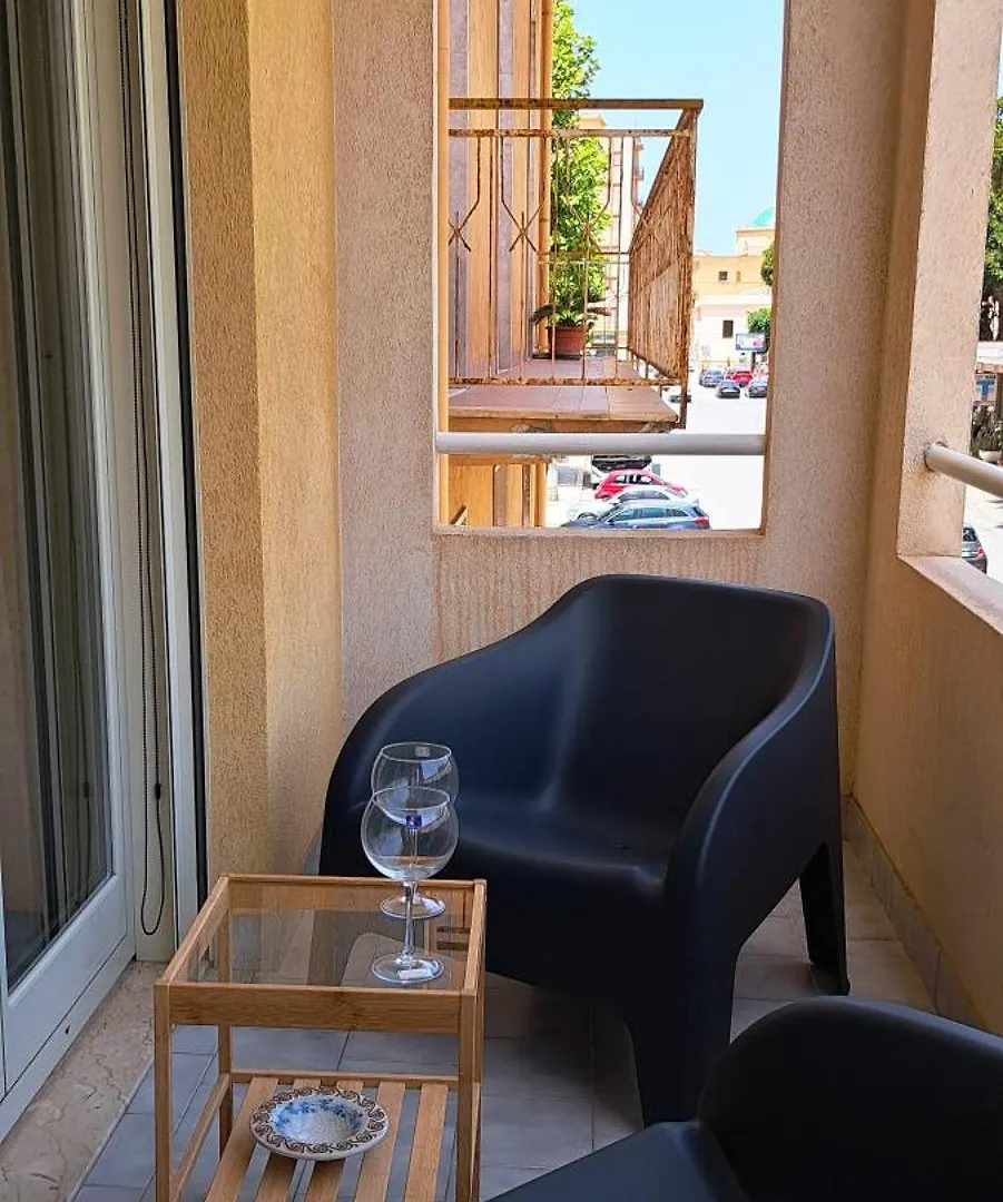 Apartament Casa Mazzini 10 Marsala 0*,  Włochy